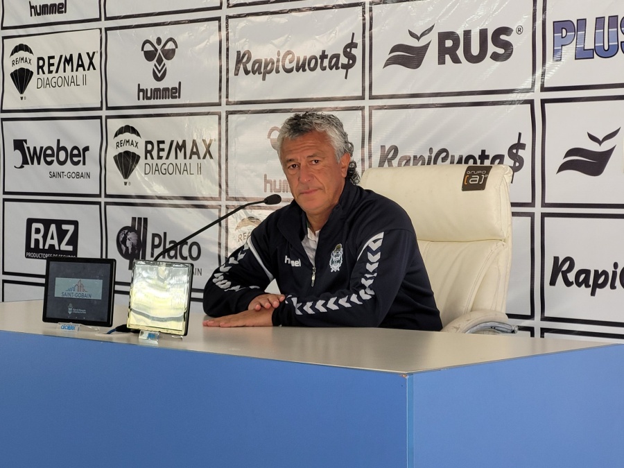 Néstor Gorosito fue oficializado como nuevo entrenador de Alianza Lima