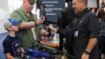 Estados Unidos celebra el mayor evento de armas del país: la convención anual de la Asociación Nacional del Rifle