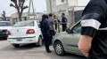 Un adolescente de 16 a&ntilde;os tom&oacute; el auto de su padre, choc&oacute; dos veh&iacute;culos y fue frenado por vecinos en La Plata