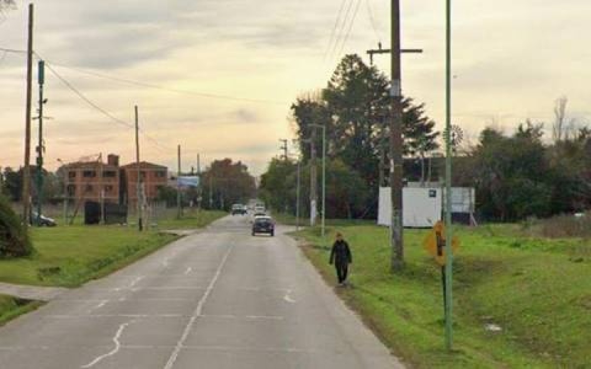 Violento robo a plena luz del día en La Plata: rompieron el vidrio de ...