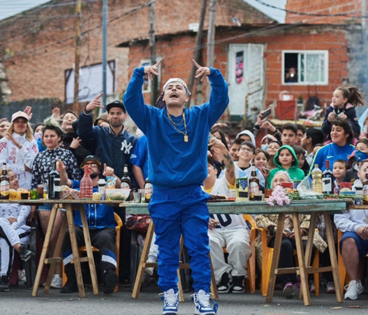 Trueno nos sorprende con su nueva canción "Dance Crip"