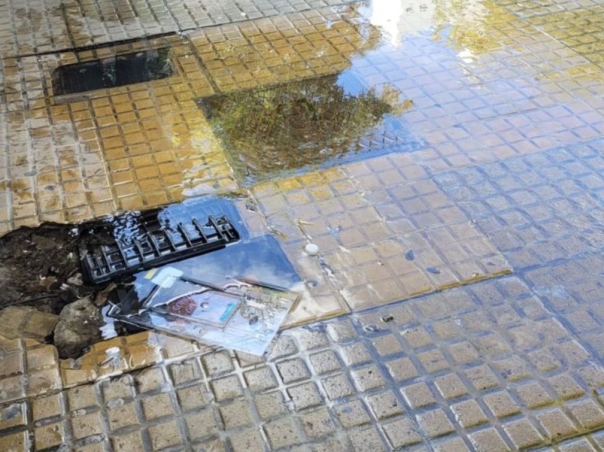 Vecinos reclaman por la pérdida de agua que afecta en calle 12 entre 58 ...