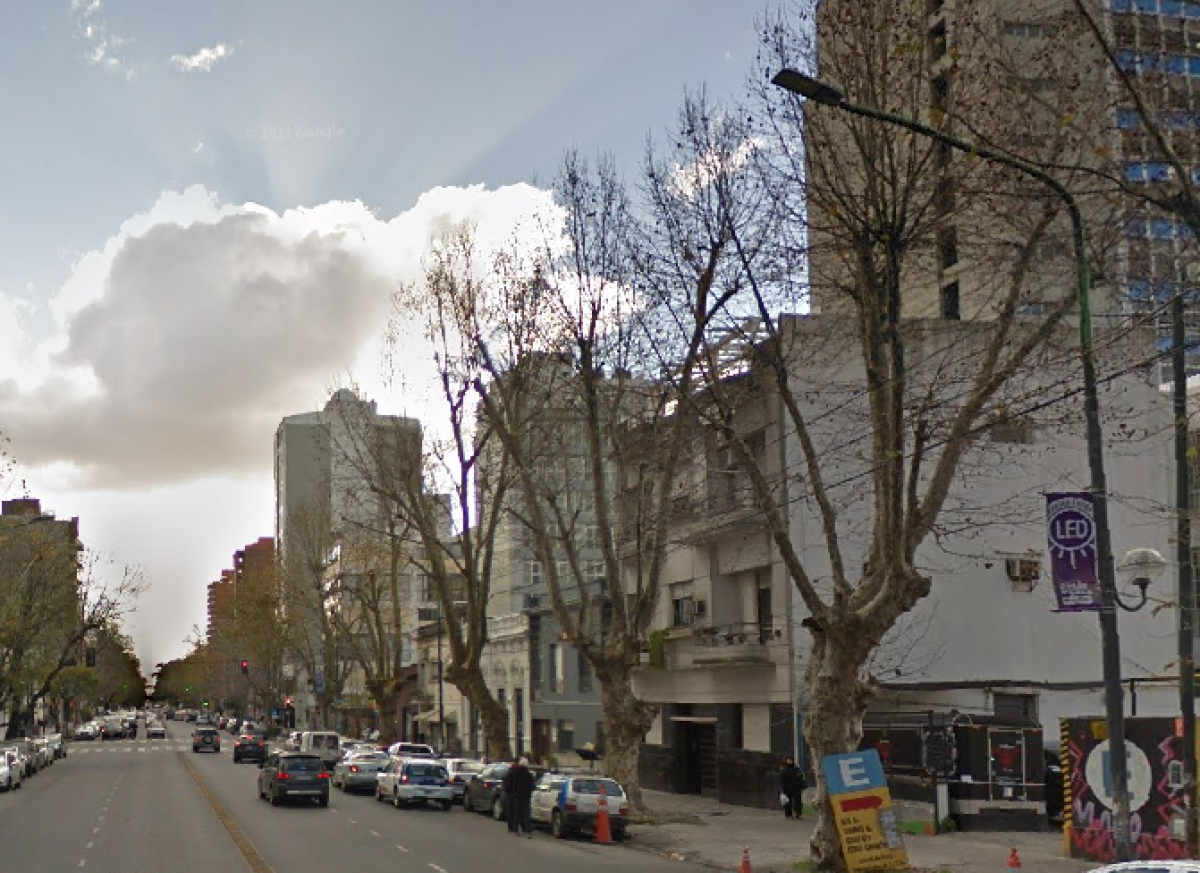 Vecinos reclamaron por el mal funcionamiento de las luminarias en 13 y 47