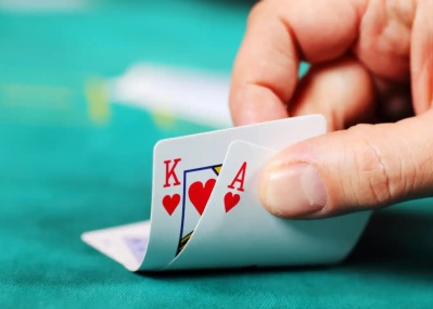 Revelaron cuál es el juego de cartas que más ayuda a la salud mental