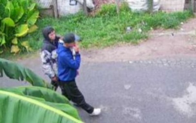 Los Hornos: menores roban motos, quedan filmados y siguen en libertad