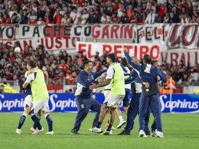 Racing lo dejó libre, no quedó en Banfield y cumplió su sueño en Gimnasia