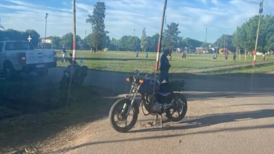 Una mujer resultó con lesiones en los pulmones por un choque de motos en Abasto