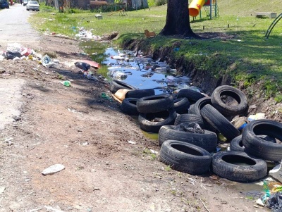 En Tolosa reclaman por la falta de recolección de basura en 121 y 527