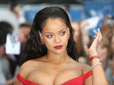 Sorprendió la suma que cobró Rihanna por tocar en la boda de un magnate indio