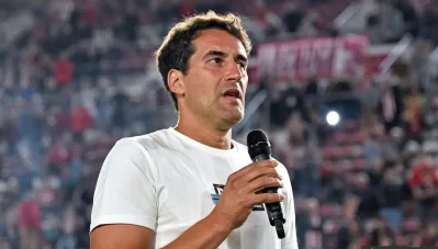 Alayes mostr&oacute; optimismo por Dom&iacute;nguez, habl&oacute; de su relaci&oacute;n con Angeleri y dio precisiones del mercado