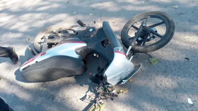 Tragedia en Tolosa: un automovilista atropelló y mató a dos motociclistas