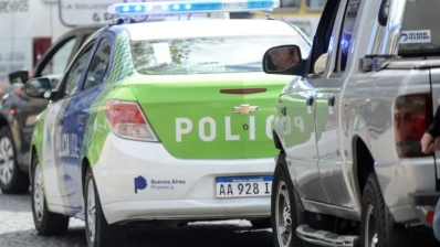 Dos motochorros robaron y golpearon a una jubilada de 66 años en Ringuelet