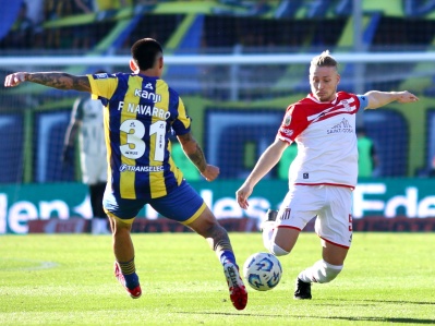 A Estudiantes se le escapó en el final y quedó eliminado del Torneo Apertura