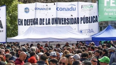 Docentes universitarios preparan nuevas medidas tras el paro y ya ponen fecha para otra Marcha Federal