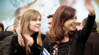 Di Tullio se diferenci&oacute;: &ldquo;Mayra puede opinar lo que quiera, a m&iacute; Cristina no me dice que est&aacute; peleada con Axel&rdquo;