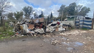 Vecinos del barrio El Retiro en La Plata denuncian un basural, quema de cables y presencia de ratas: &ldquo;Estamos cansados&rdquo;