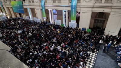 J&oacute;venes de 20 provincias se reunieron en La Plata para debatir sobre memoria, democracia y participaci&oacute;n