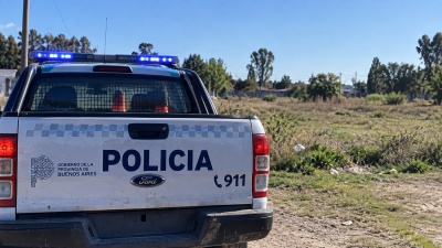 Tensi&oacute;n en una localidad de La Plata: m&aacute;s de 100 familias denunciaron una estafa con terrenos e intentaron ocupar un predio