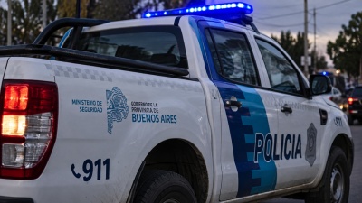Le pidieron agua y le pegaron un tiro: balearon a un trabajador delante de su hijo en La Plata