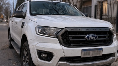 Lo siguieron hasta su casa en La Plata y le robaron la camioneta a punta de pistola