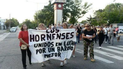 El miedo se apodera de Los Hornos y lanzan un desesperado pedido a los vecinos: &ldquo;Si no denunci&aacute;s, el delito no existe&rdquo;