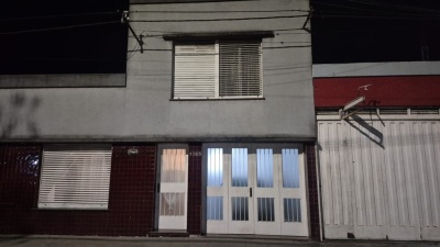 Tragedia en La Plata: subi&oacute; al techo para arreglar el tanque de agua, cay&oacute; siete metros y muri&oacute;