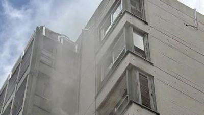 Dram&aacute;tico incendio en pleno centro de La Plata: evacuaron un edificio y desplegaron un fuerte operativo