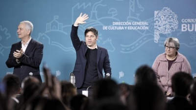 Kicillof apunt&oacute; contra Milei por la educaci&oacute;n p&uacute;blica: &ldquo;Nunca pisaron una escuela&rdquo;