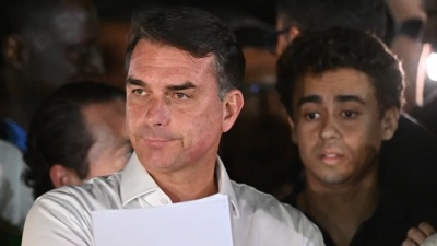 Fl&aacute;vio Bolsonaro huy&oacute; a Estados Unidos tras perder las elecciones y buscar&aacute; asilo pol&iacute;tico con Trump