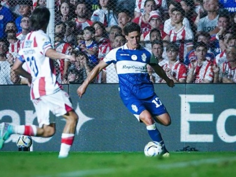 Nicolás Barros Schelotto al borde del llanto y con ADN Tripero: "Es un orgullo jugar en este equipo y toda la vida lo soñé"