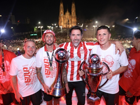 La novela de Dom&iacute;nguez: &iquest;Por qu&eacute; se dilata el anuncio de la renovaci&oacute;n y cu&aacute;ndo podr&iacute;a resolverse?&nbsp;