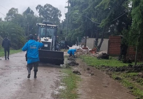 Prepararon 5 centros de evacuación preventivos en La Plata por posibles damnificados