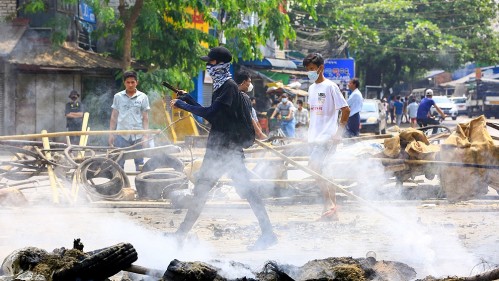 Más de 90 muertos en un sólo día durante protestas en Myanmar