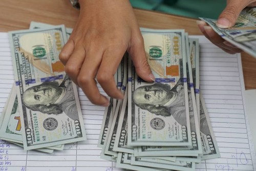 Se establecieron nuevas restricciones para evitar "rulos especulativos" en los dólares financieros