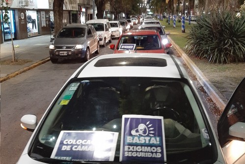 10 barrios de La Plata harán una mega caravana contra la inseguridad este viernes