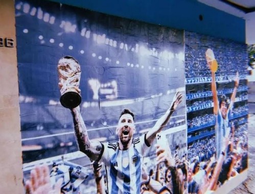 La Plata lo hizo de nuevo: un mural de Messi y Diego ubicado en 61 y 15 sorprendió a la ciudad
