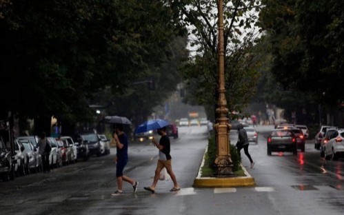Desde el Municipio de La Plata elevaron el alerta "Amarillo" por tormentas: se aconseja no sacar los residuos