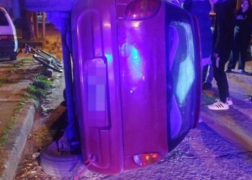 Su auto tuvo un desperfecto técnico, volcó y terminó hospitalizado en Berisso