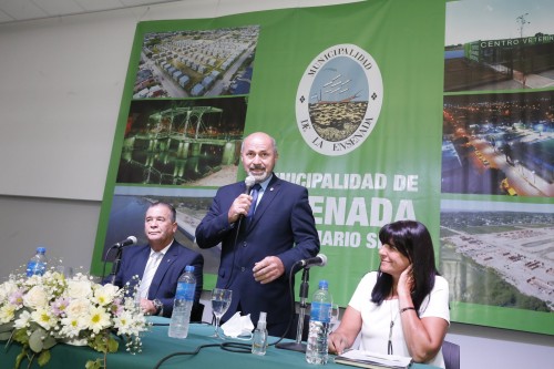 Mario Secco cerró la paritaria municipal del 2022 con un aumento del 40%
