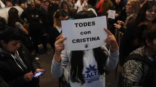"Nada Sin Cristina": La juventud platense tendrá su plenario durante la jornada de este sábado