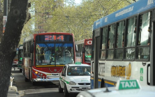 ¿Cómo serán los aumentos de colectivo en La Plata a partir de los primeros días de Junio?