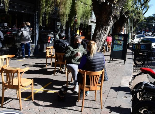 Fuerte recuperación económica en la Provincia de Buenos Aires: la actividad creció un 10% y se crearon 37 mil empleos