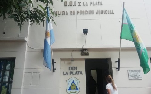 Un neonatólogo de 57 años fue detenido en La Plata por haber abusado de su hija en 2018