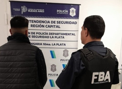 ¿Quería cortar el pasto?: un hombre de 35 años fue detenido en La Plata por robar una tijera de podar y una desmalezadora