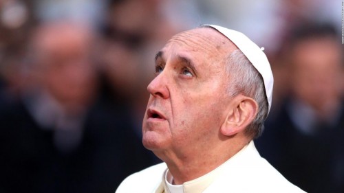 El papa Francisco alzó la voz por los hechos sucedidos en Siria y Turquía y manifestó que "no olvidemos a quien sufre"