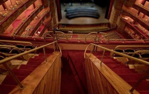 Saintout confirmó que la histórica Sala Ginastera del Teatro Argentino de La Plata abrirá el 20 de abril