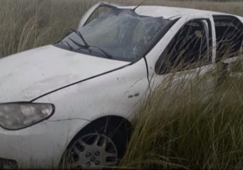 Cinco turistas que volvían de la Costa chocaron en la Autovía 2 y murieron: no habría participación de otros autos