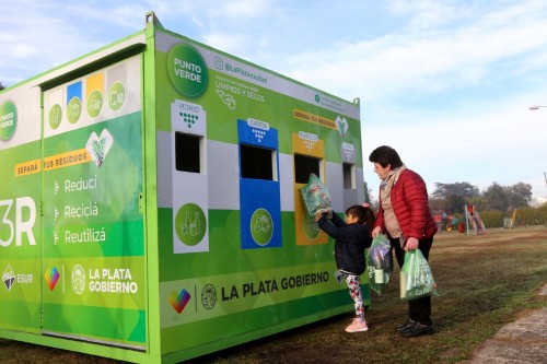 La recolección de residuos puerta a puerta aumentó más de un 60% en La Plata, y cada vez más desechos son reciclados