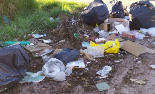 "Nunca vi tanta mugre en las esquinas": en Altos de San Lorenzo reclaman mayor limpieza en las calles
