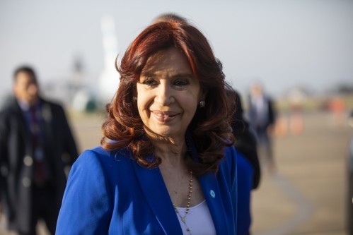 "Más mafioso no se consigue": Cristina Kirchner acusó a Macri de amenazar al gobernador electo de Rio Negro